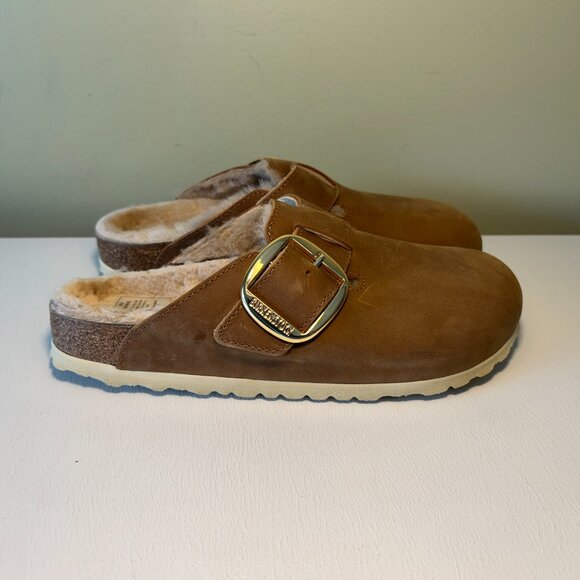 Birkenstock Boston Big Buckle Shearling Clogs - Picture 4 of 16